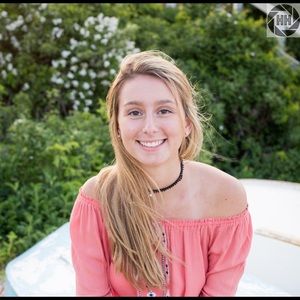 Meet your Posher, Hannah